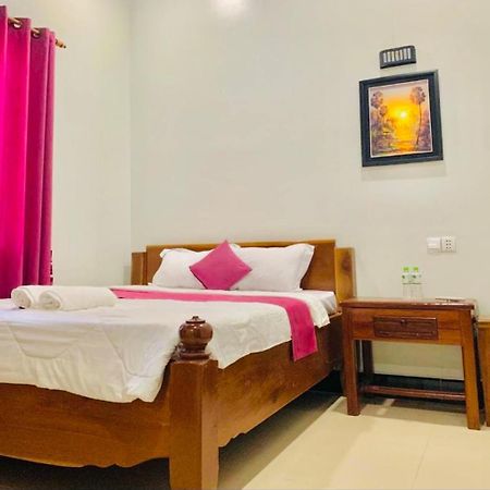 Mama'S Family Guesthouse Кампот Экстерьер фото